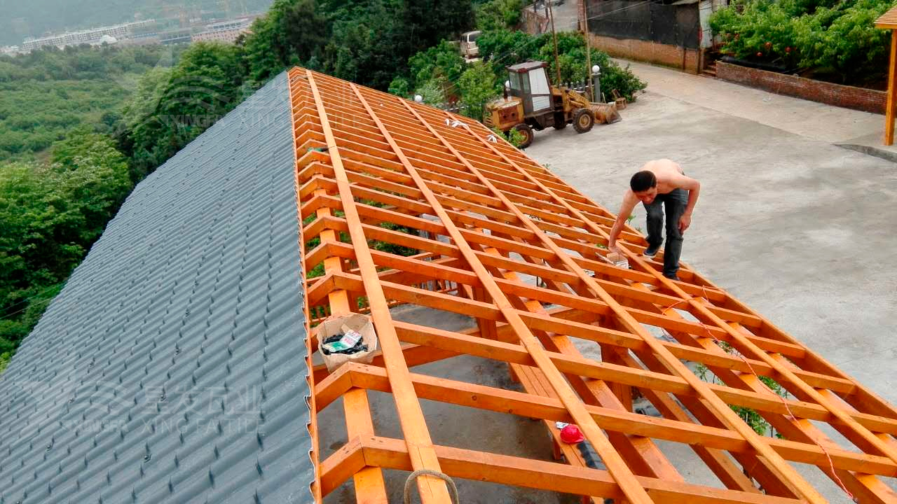 樹(shù)脂瓦安裝時(shí)，最不能忽略的3個(gè)小細(xì)節(jié)！趕緊學(xué)起來(lái)！