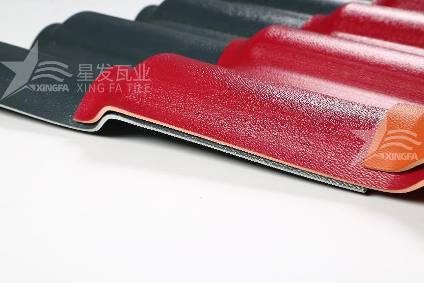 合成樹脂瓦的四層材質(zhì)揭秘：讓你徹底了解屋頂?shù)谋Ｗo(hù)體系！